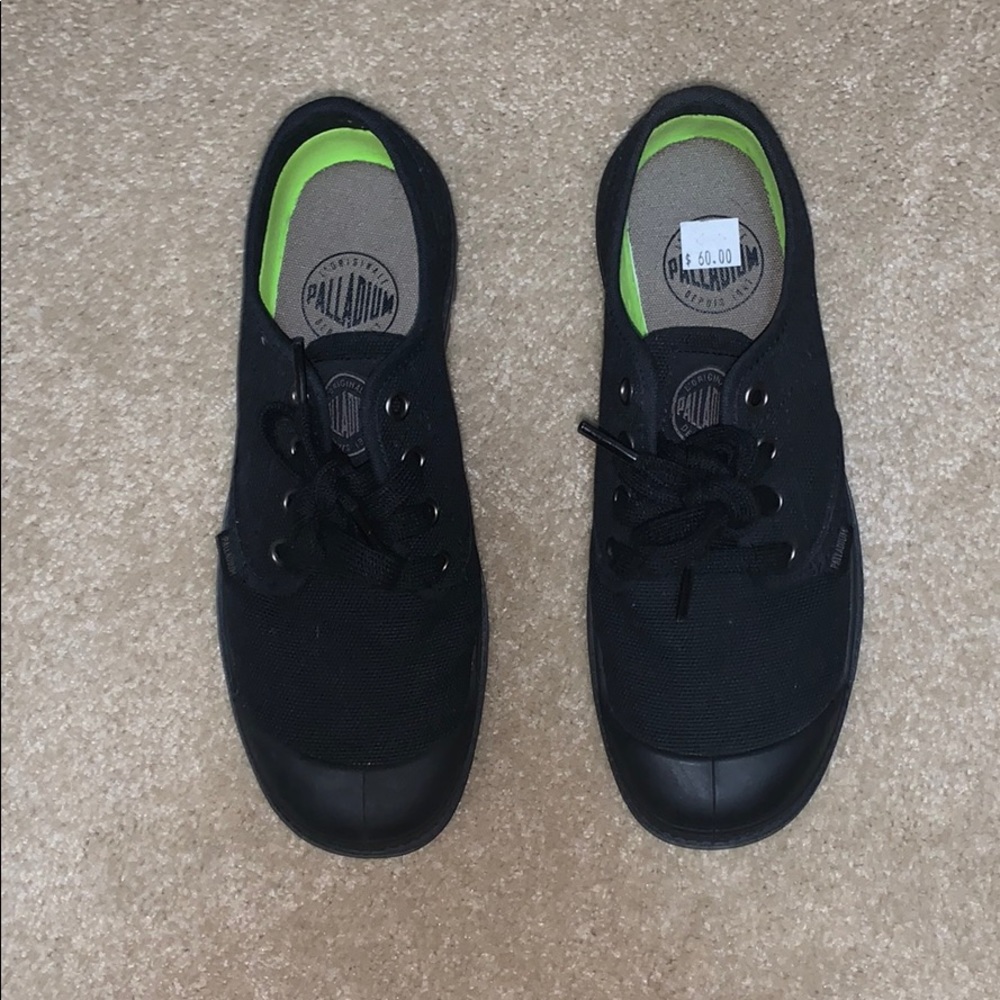 Palladium black shoes